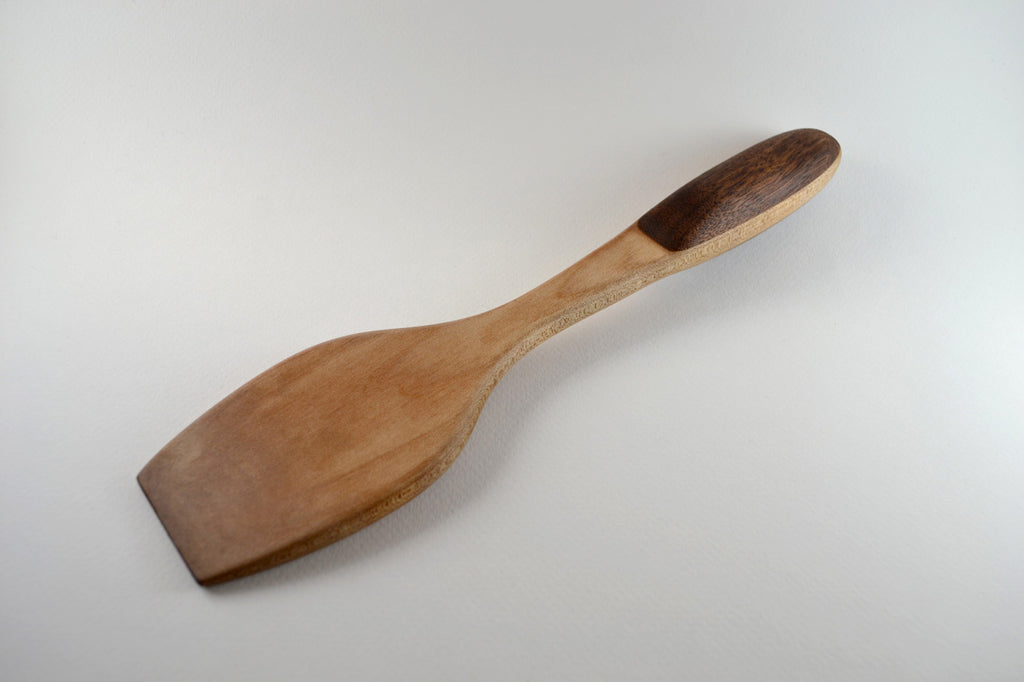Wood spatula with walnut handle